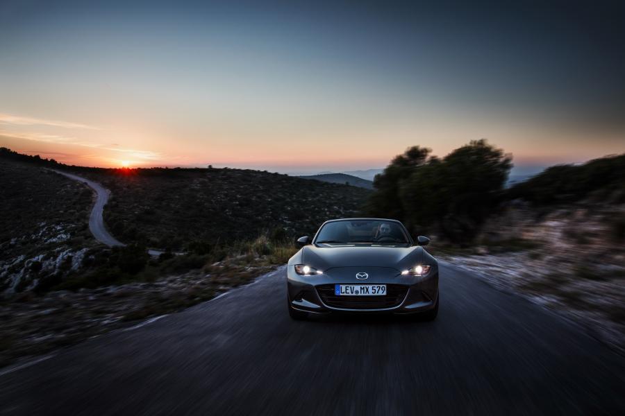  Mazda MX-5 Miata RF (ND) 2016 года  (WW) (фото 40 из 48)